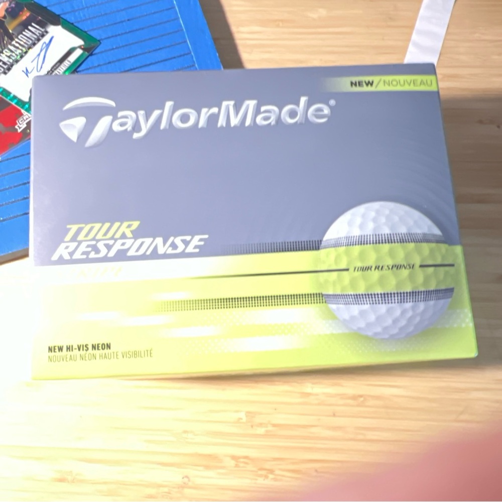Taylor-made tour response stripe new high biz neon 12 golf balls sealed
